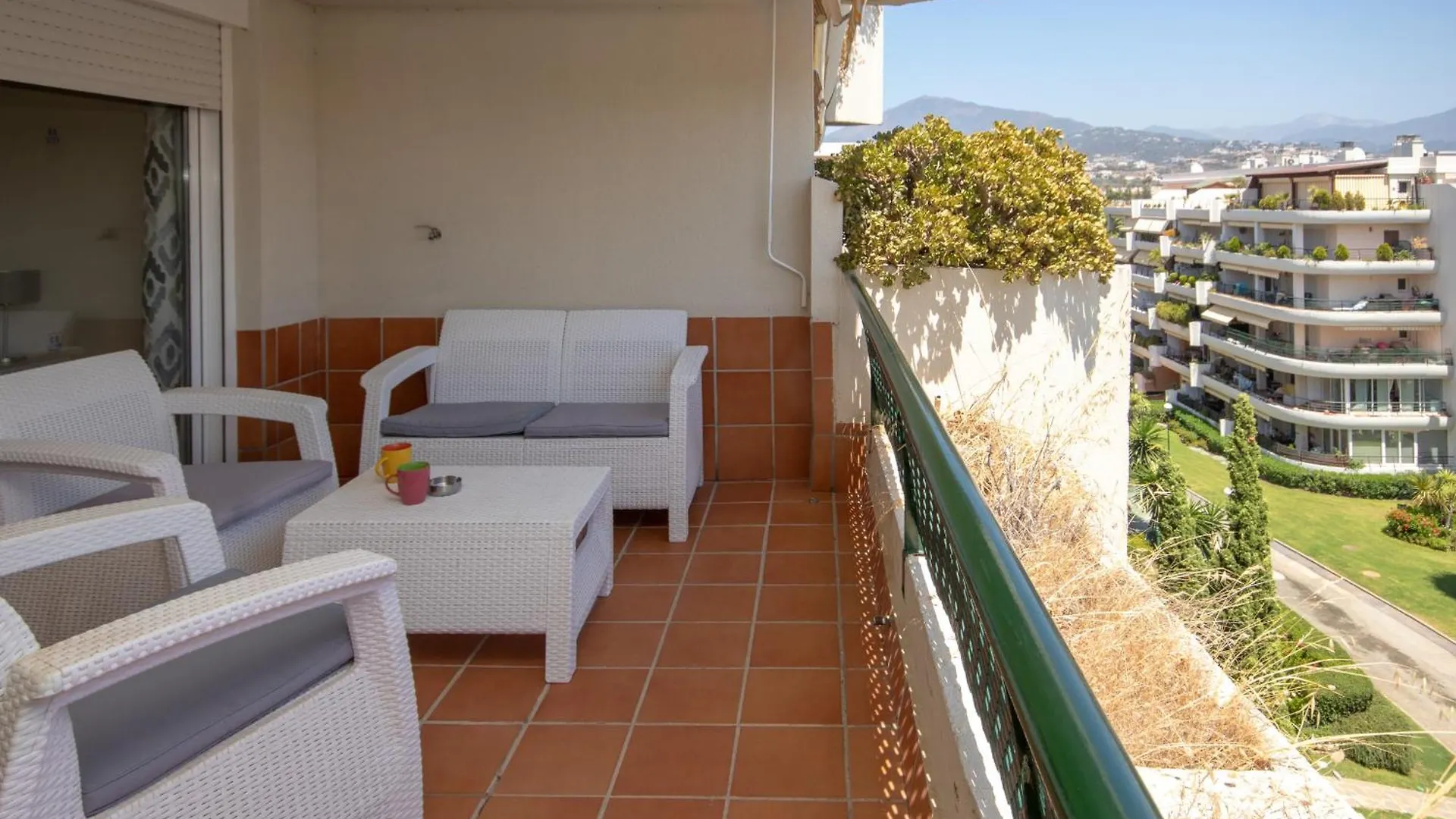 Spacious Modern Penthouse Guadalmina, San Pedro Marbella Apartment