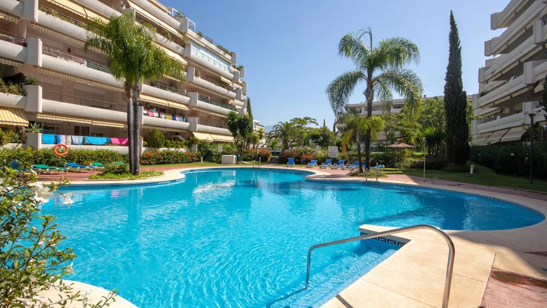 Spacious Modern Penthouse Guadalmina, San Pedro location